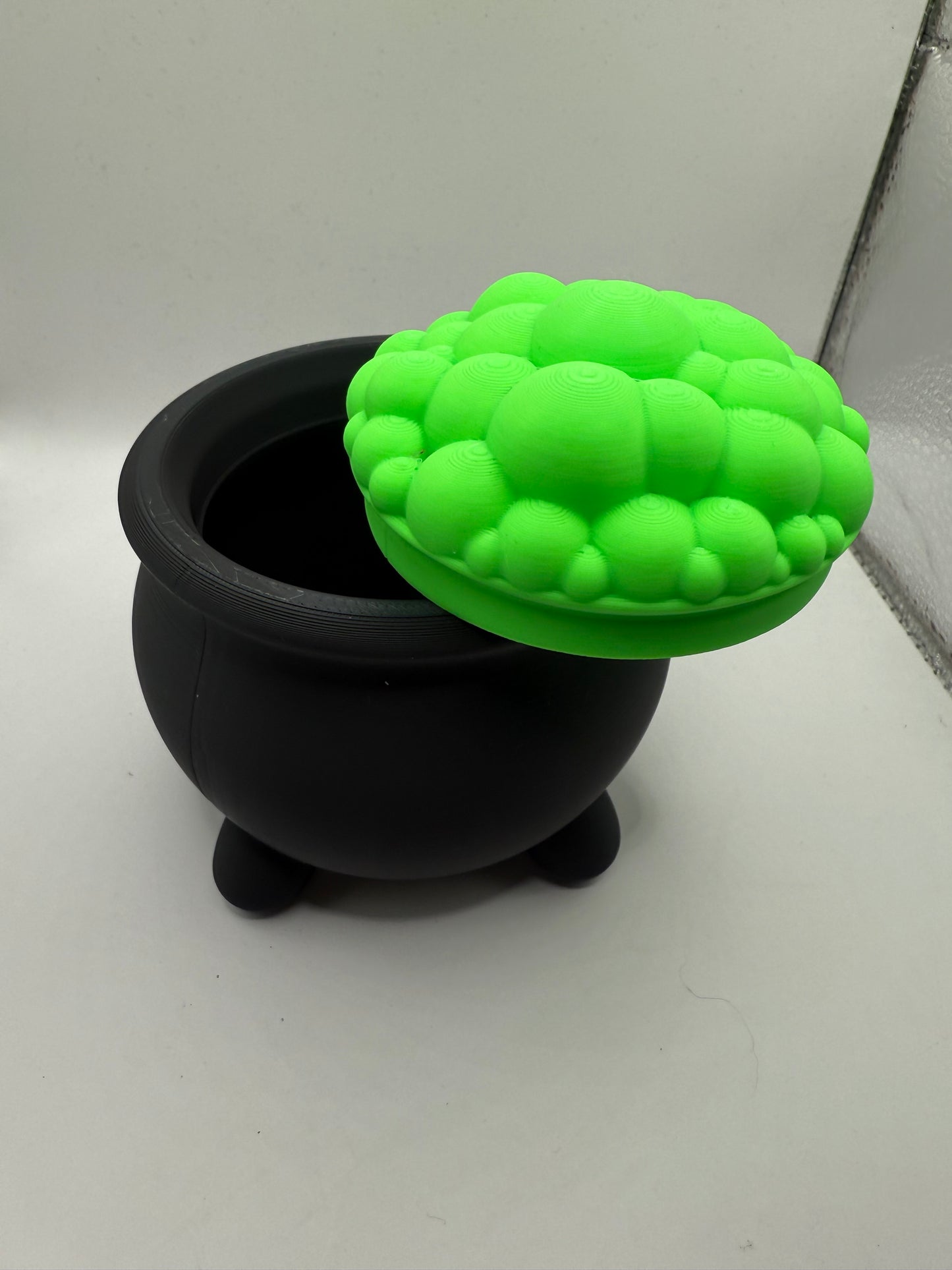 Cauldron Container