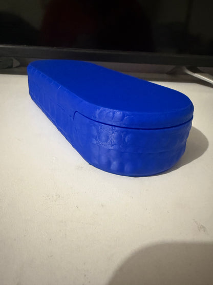 Croc-Scaled Desk Organiser