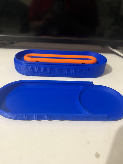 Croc-Scaled Desk Organiser